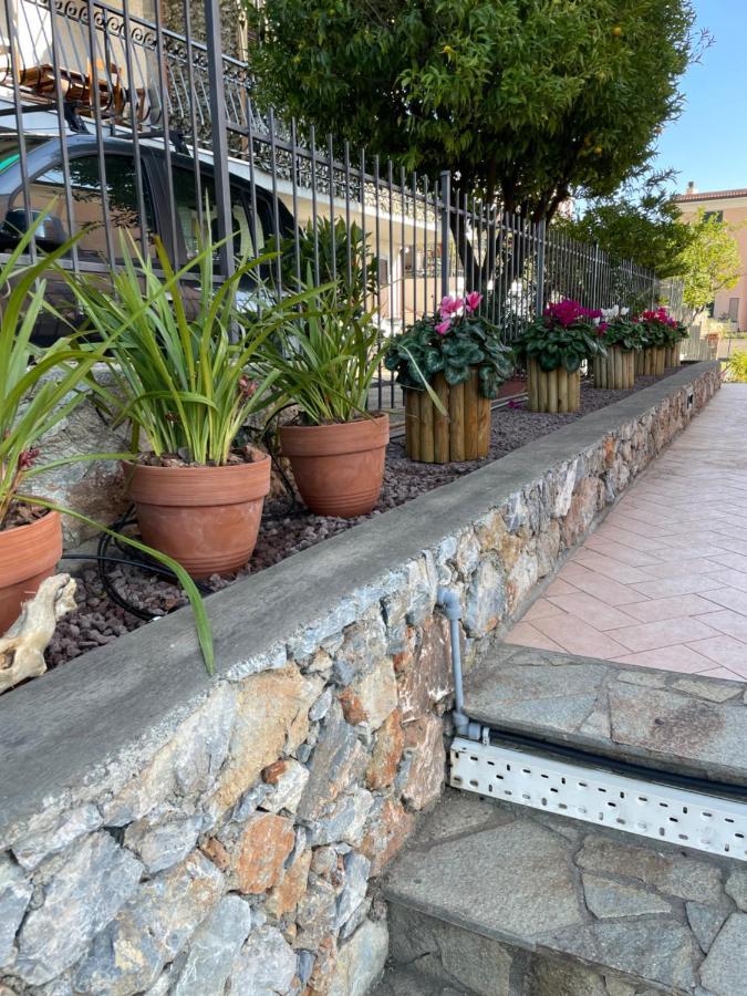 Apartment Aurora & Nicole Ideal Per Biker Con Terazza Vista Mare Parcheggio E Wi-Fi Gratuiti بيترا ليغوري المظهر الخارجي الصورة